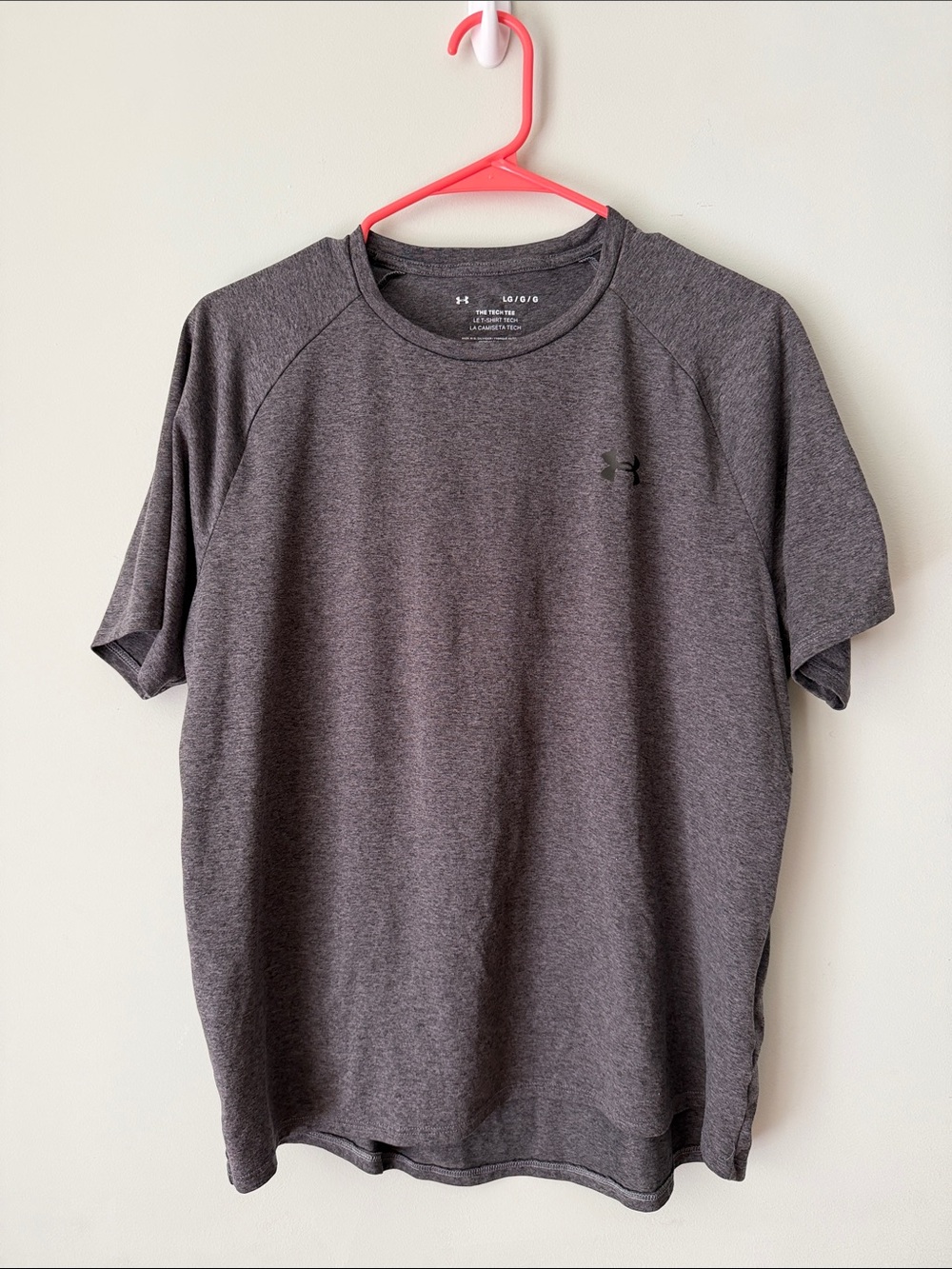Under Armour Men’s Short Sleeve Performance Tee — Charcoal Gray